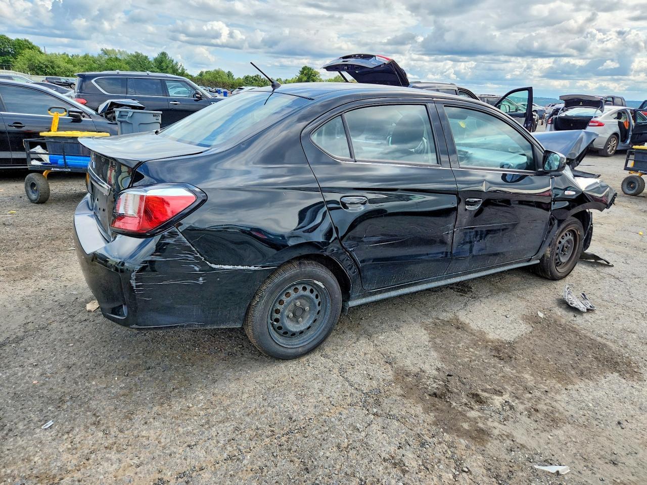 2022 Mitsubishi Mirage - zdjęcie 3