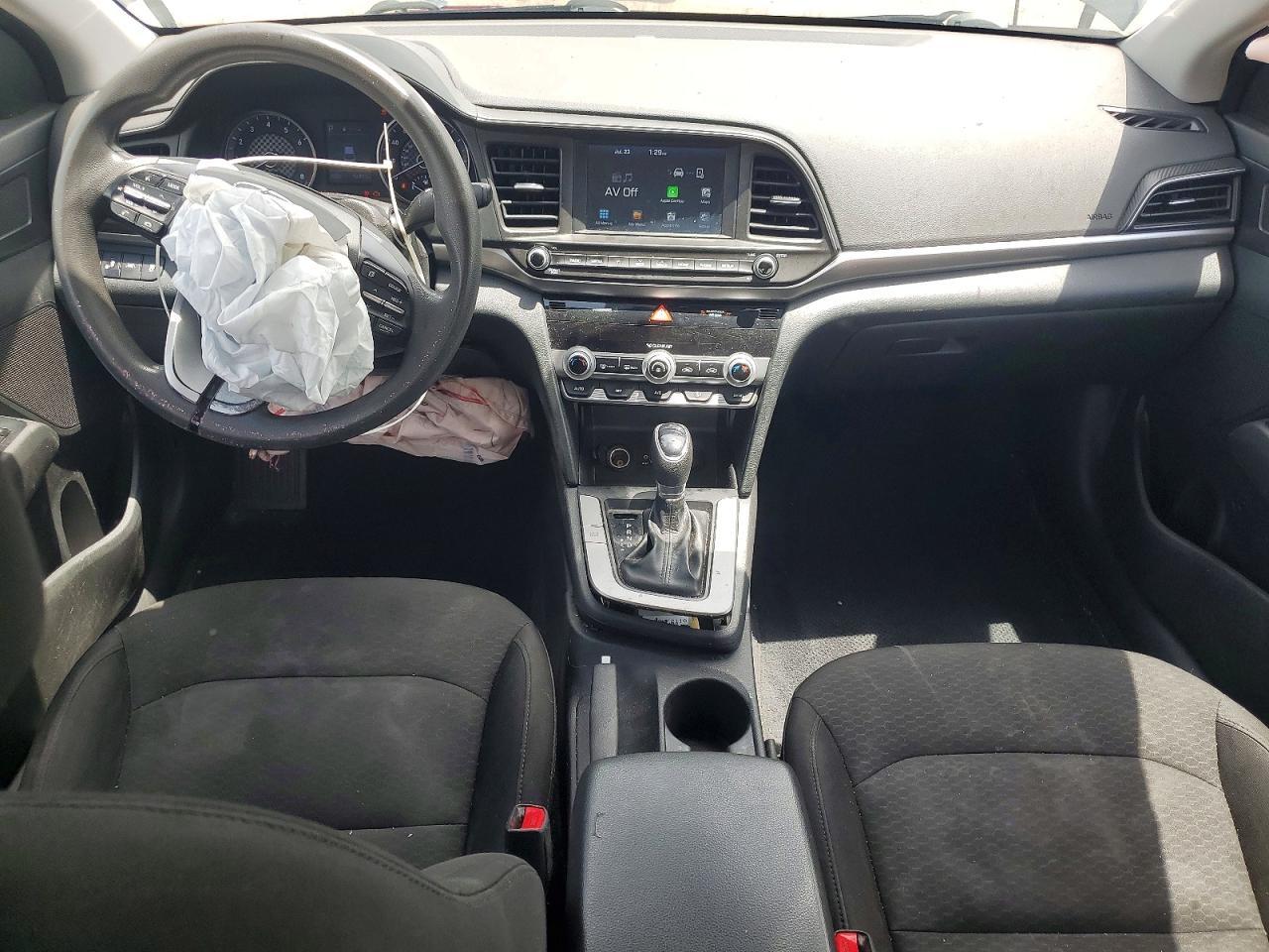 2020 Hyundai Elantra Sel - zdjęcie 8