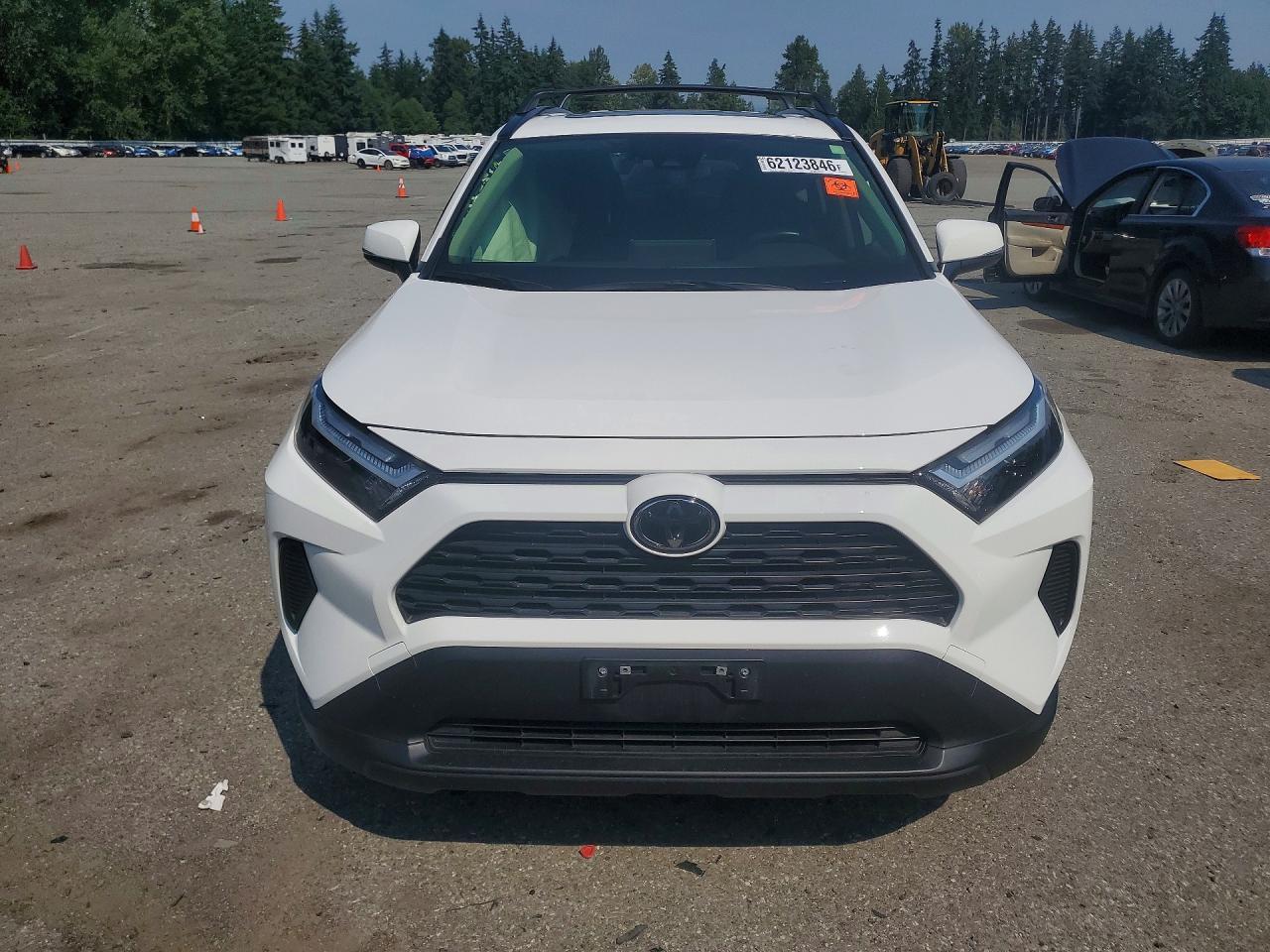 2025 Toyota Rav4 Hybrid Xle - zdjęcie 5