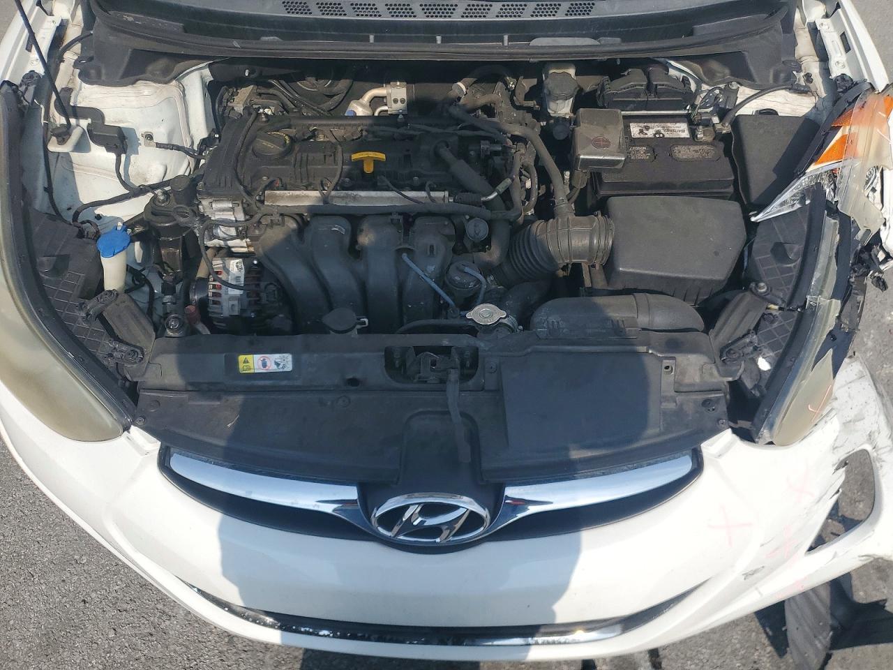 2013 Hyundai Elantra Gls - zdjęcie 11