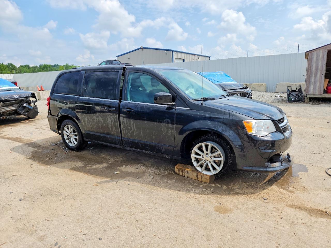 2020 Dodge Grand Caravan Sxt - zdjęcie 4