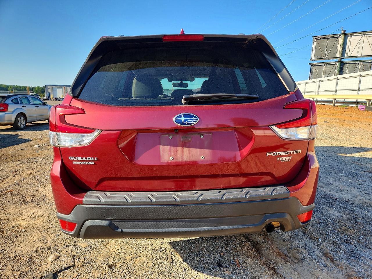2019 Subaru Forester Premium - zdjęcie 6