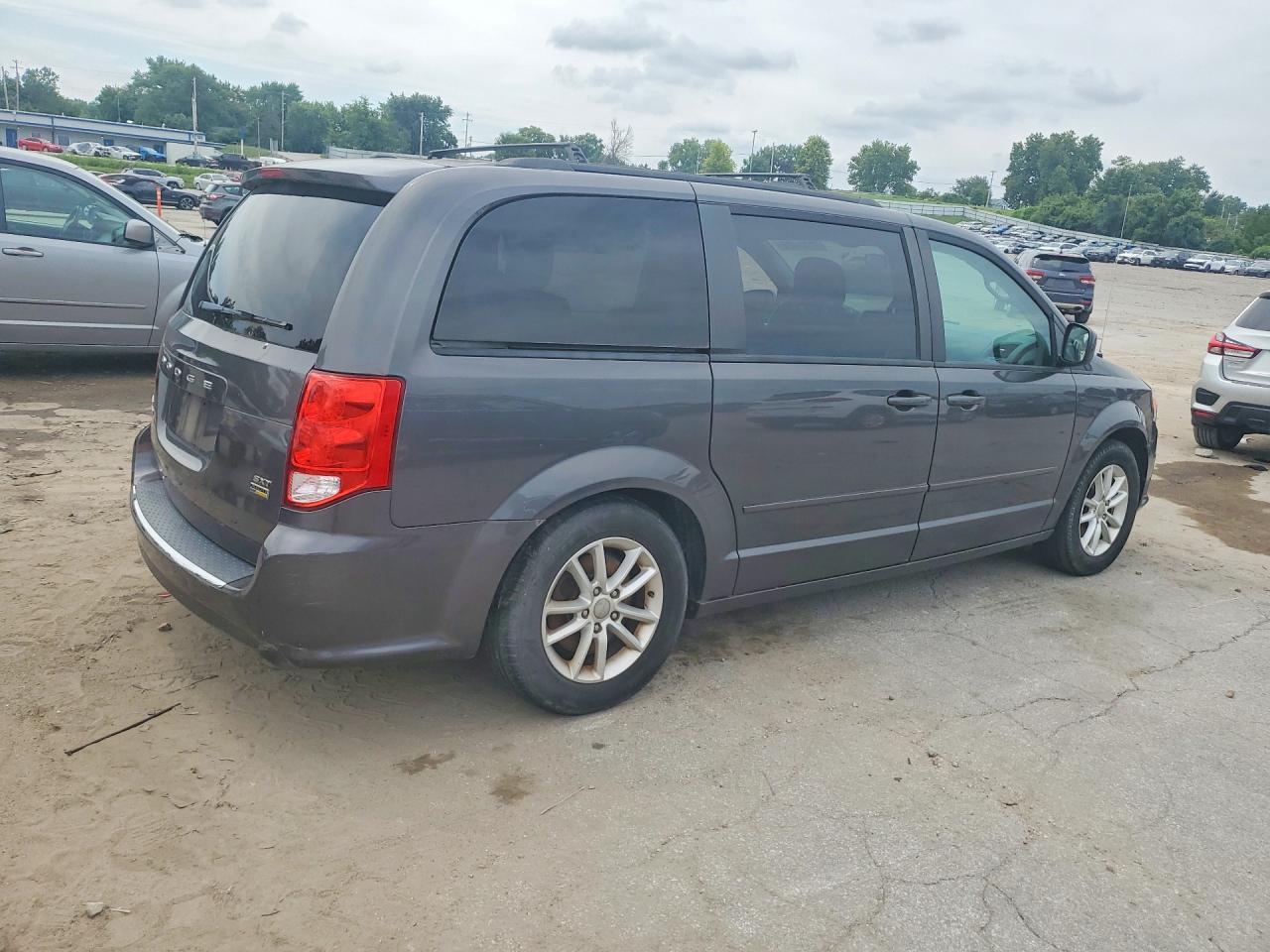 2016 Dodge Grand Caravan Sxt - zdjęcie 3