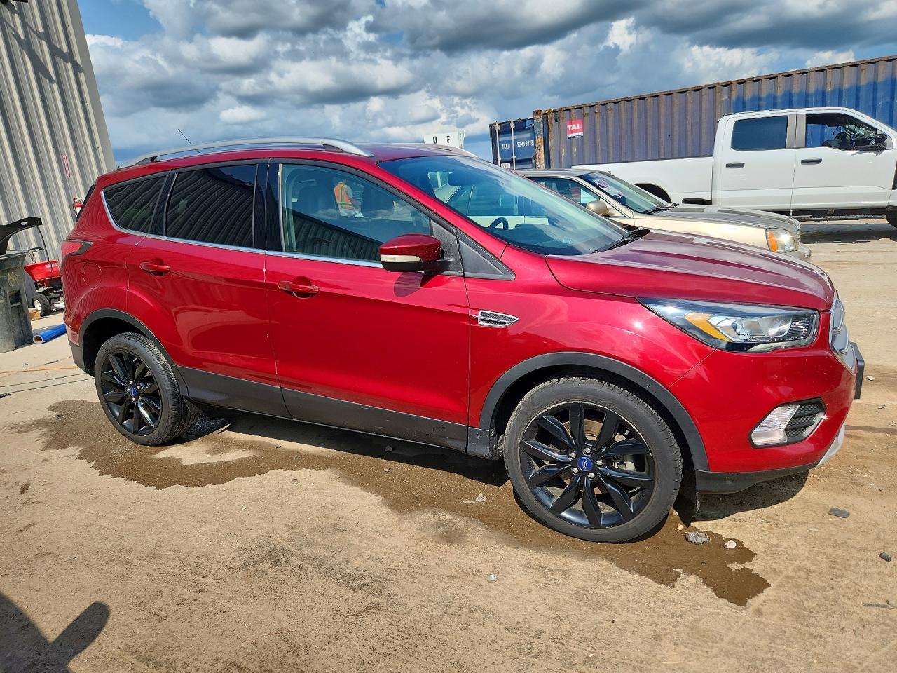 2017 Ford Escape Titanium - zdjęcie 4