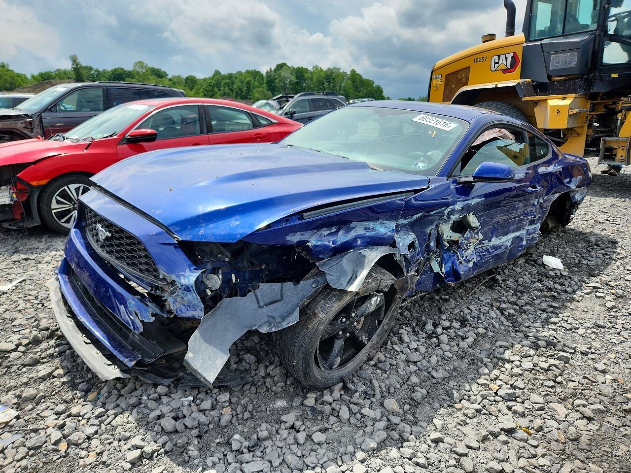 2016 Ford Mustang - zdjęcie główne