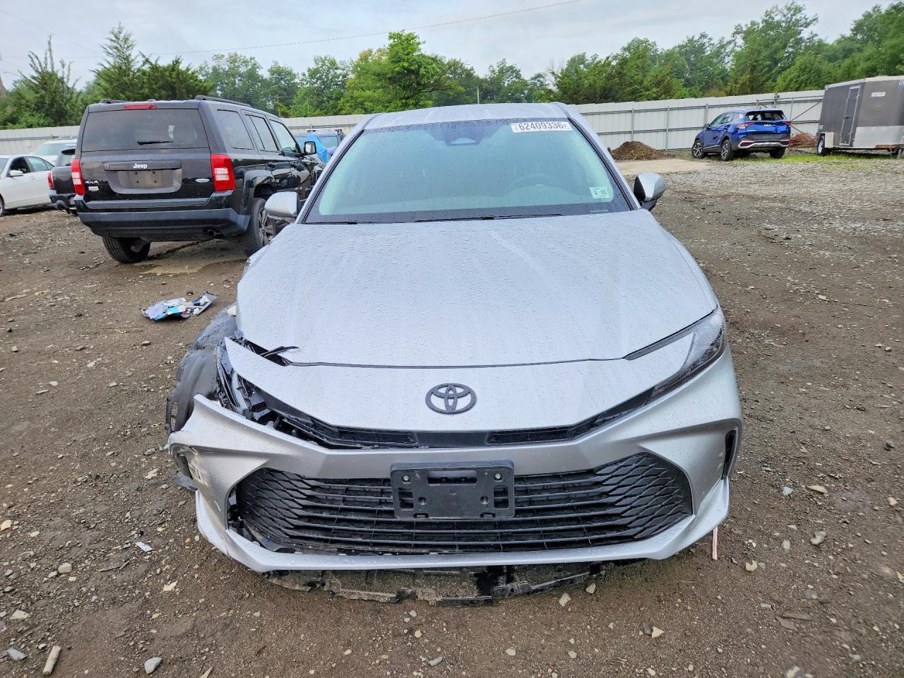 2026 Toyota Camry Le - zdjęcie 5