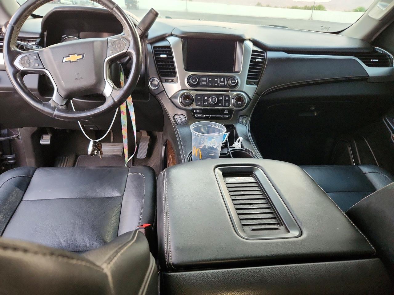 2017 Chev Tahoe C150 - zdjęcie 8
