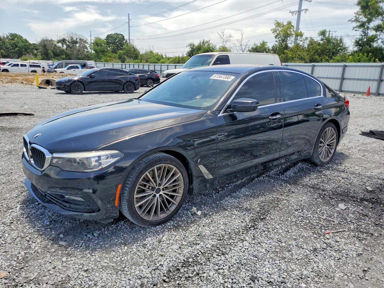 2018 BMW 530E - zdjęcie główne