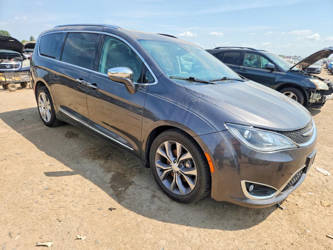 2018 Chrysler Pacifica Limited - zdjęcie 4