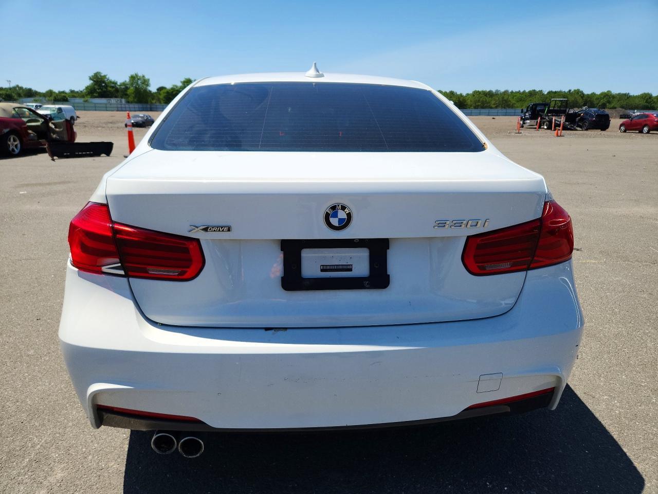 2018 BMW Seria 3 330i - zdjęcie 6