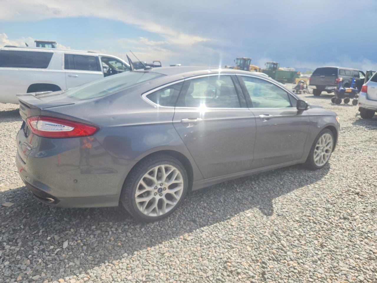 2014 Ford Fusion Titanium - zdjęcie 3