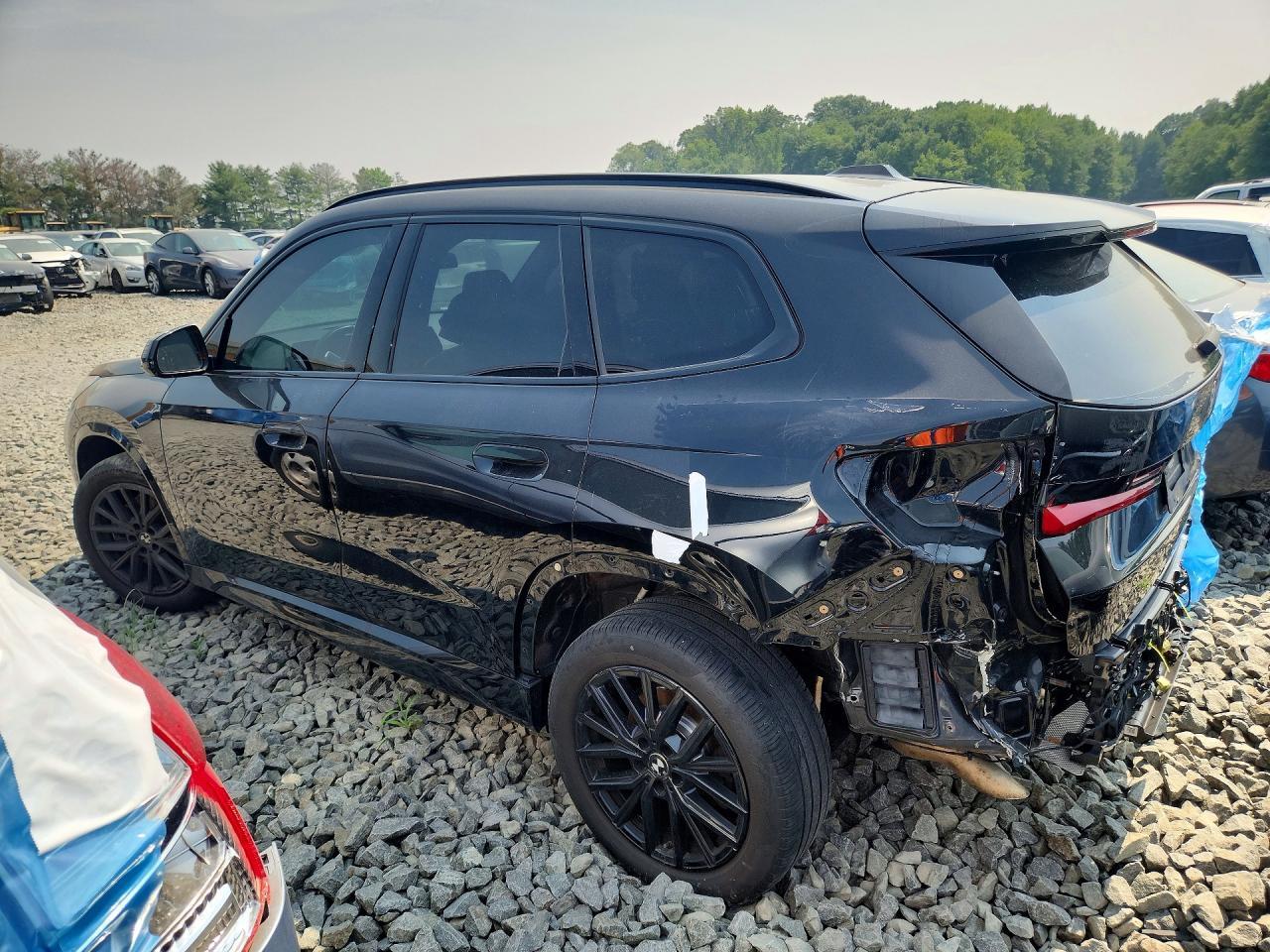 2023 BMW X1 xDrive28I - zdjęcie 2