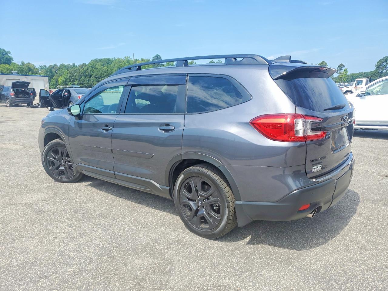 2024 Subaru Ascent Onyx Edition - zdjęcie 2