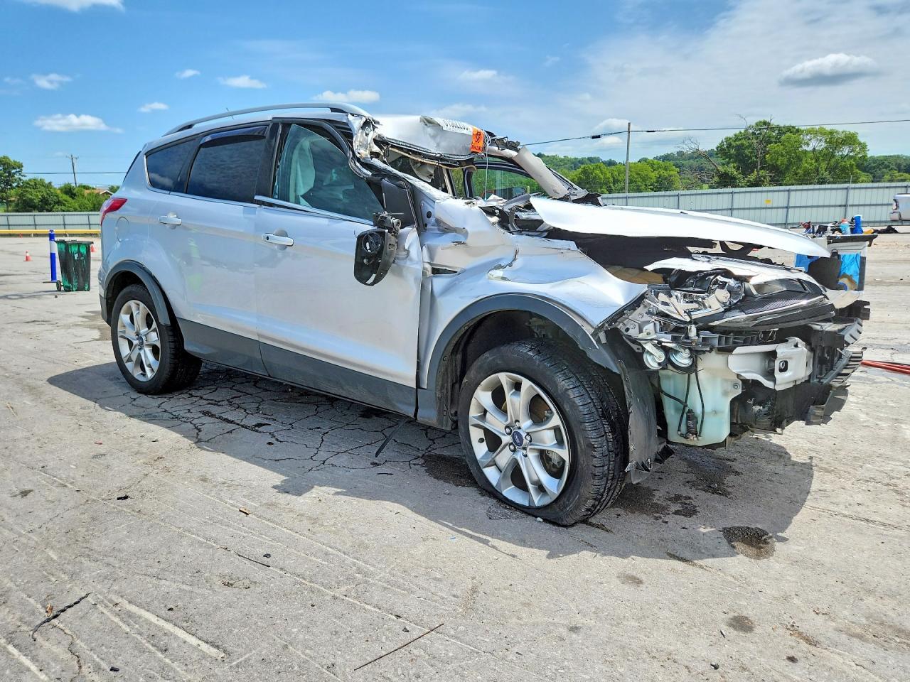 2014 Ford Escape Titanium - zdjęcie 4