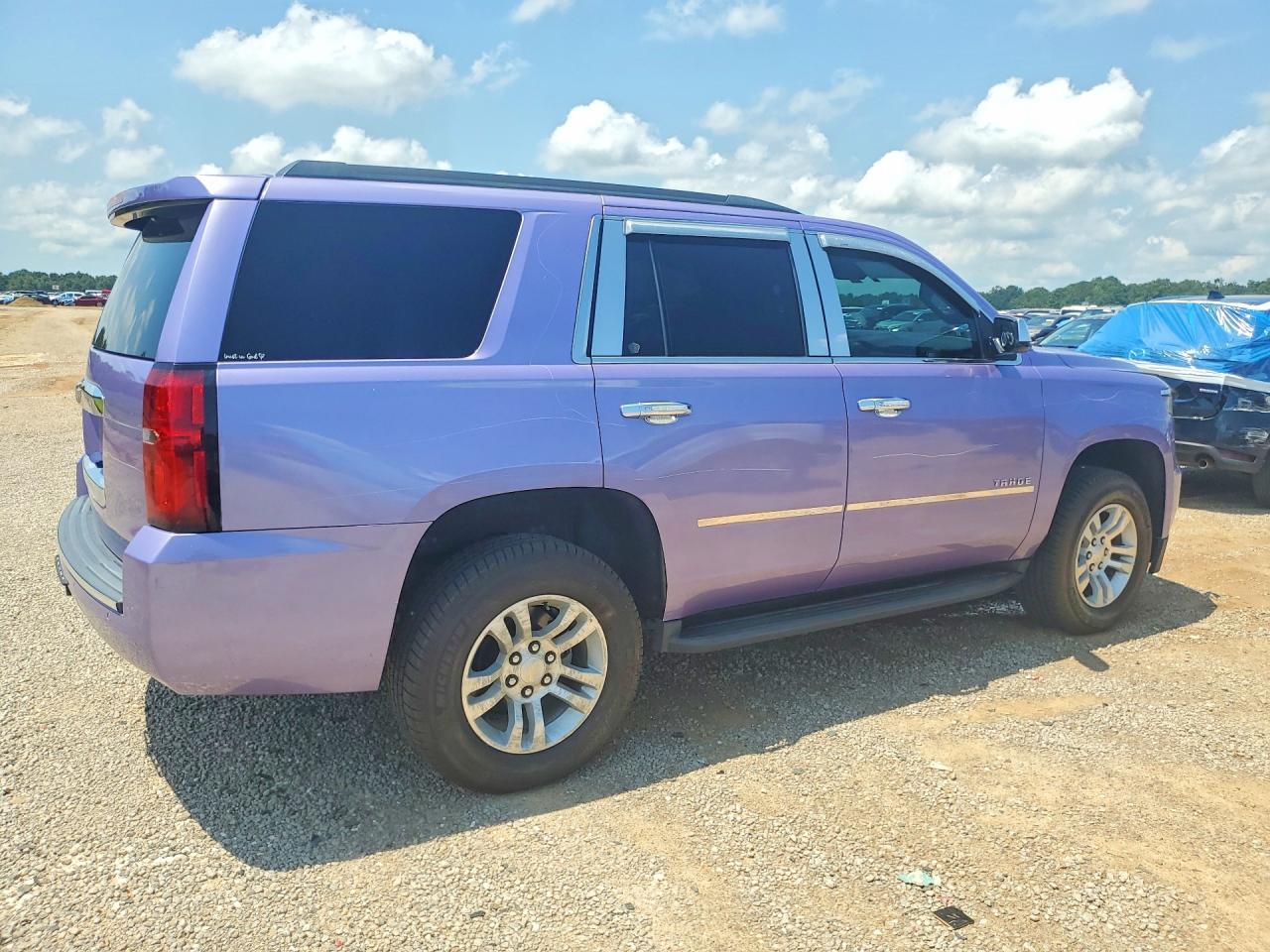2019 Chevrolet Tahoe C1500 Lt - zdjęcie 3