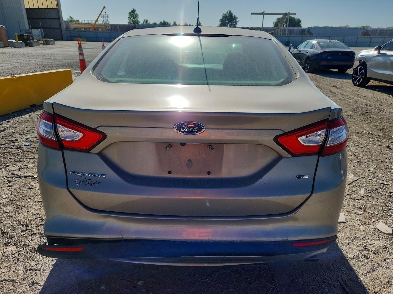 2016 Ford Fusion Se - zdjęcie 6
