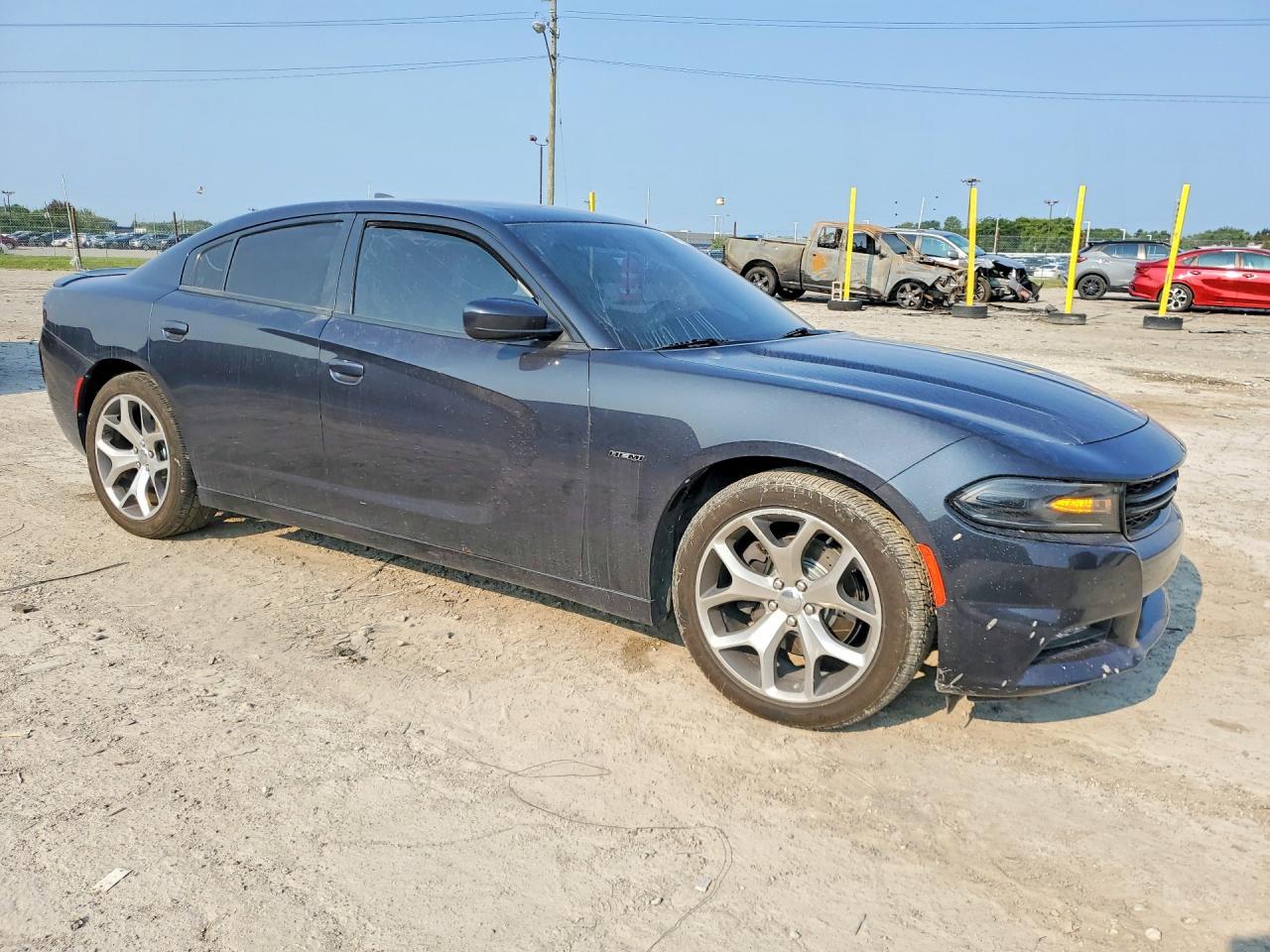 2016 Dodge Charger R/T - zdjęcie 4