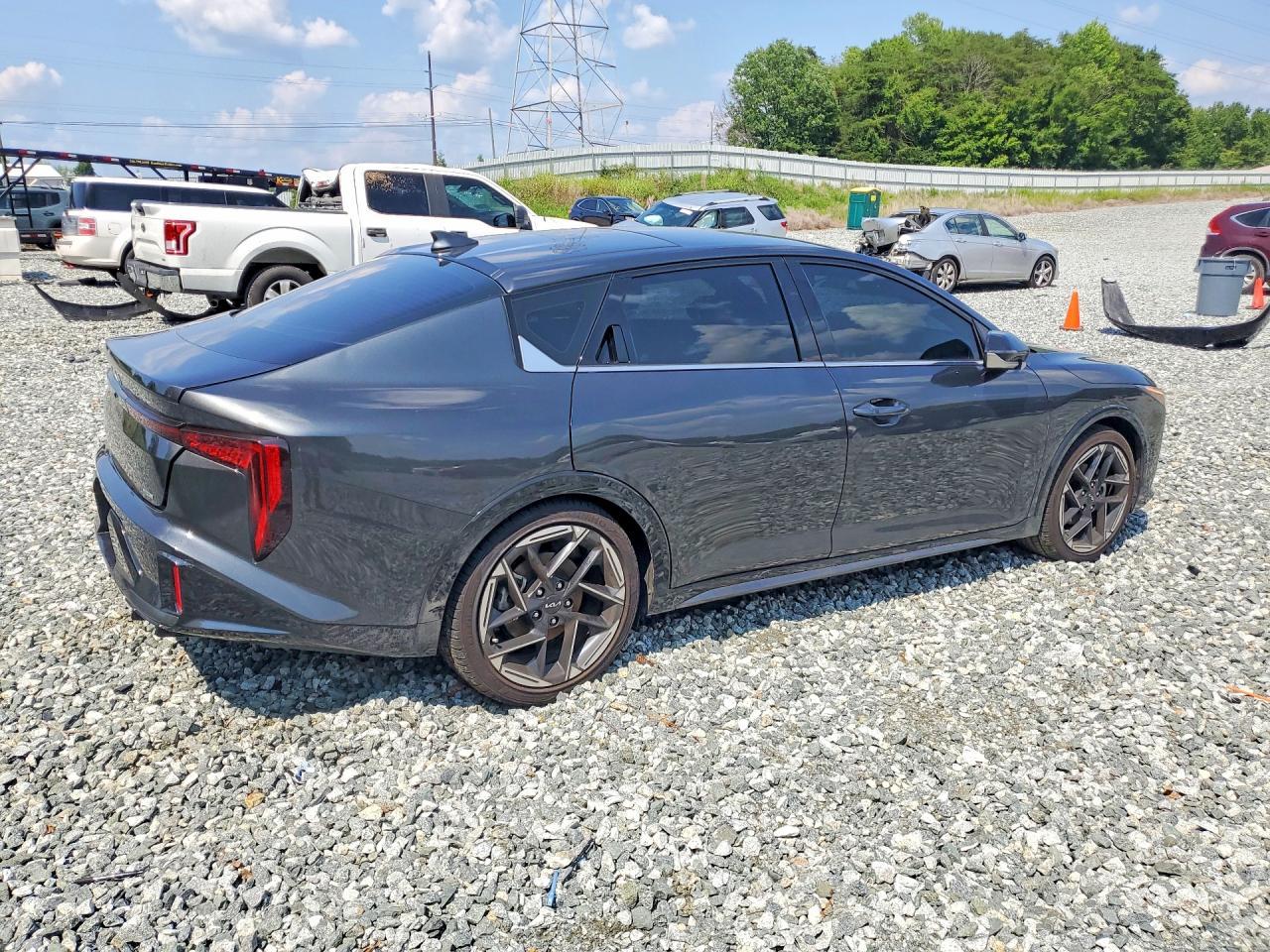 2025 Kia K4 Gt Line - zdjęcie 3
