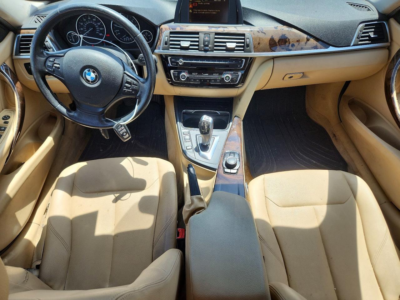2016 BMW 320 I - zdjęcie 8