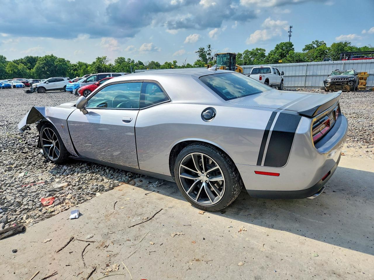 2015 Dodge Challenger R/T Scat Pack - zdjęcie 2