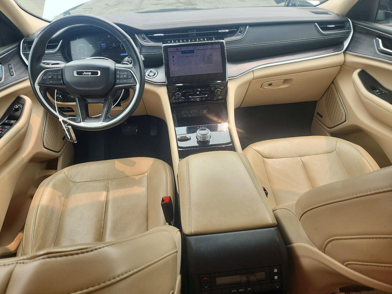 2021 Jeep Grand Cherokee L Limited - zdjęcie 8