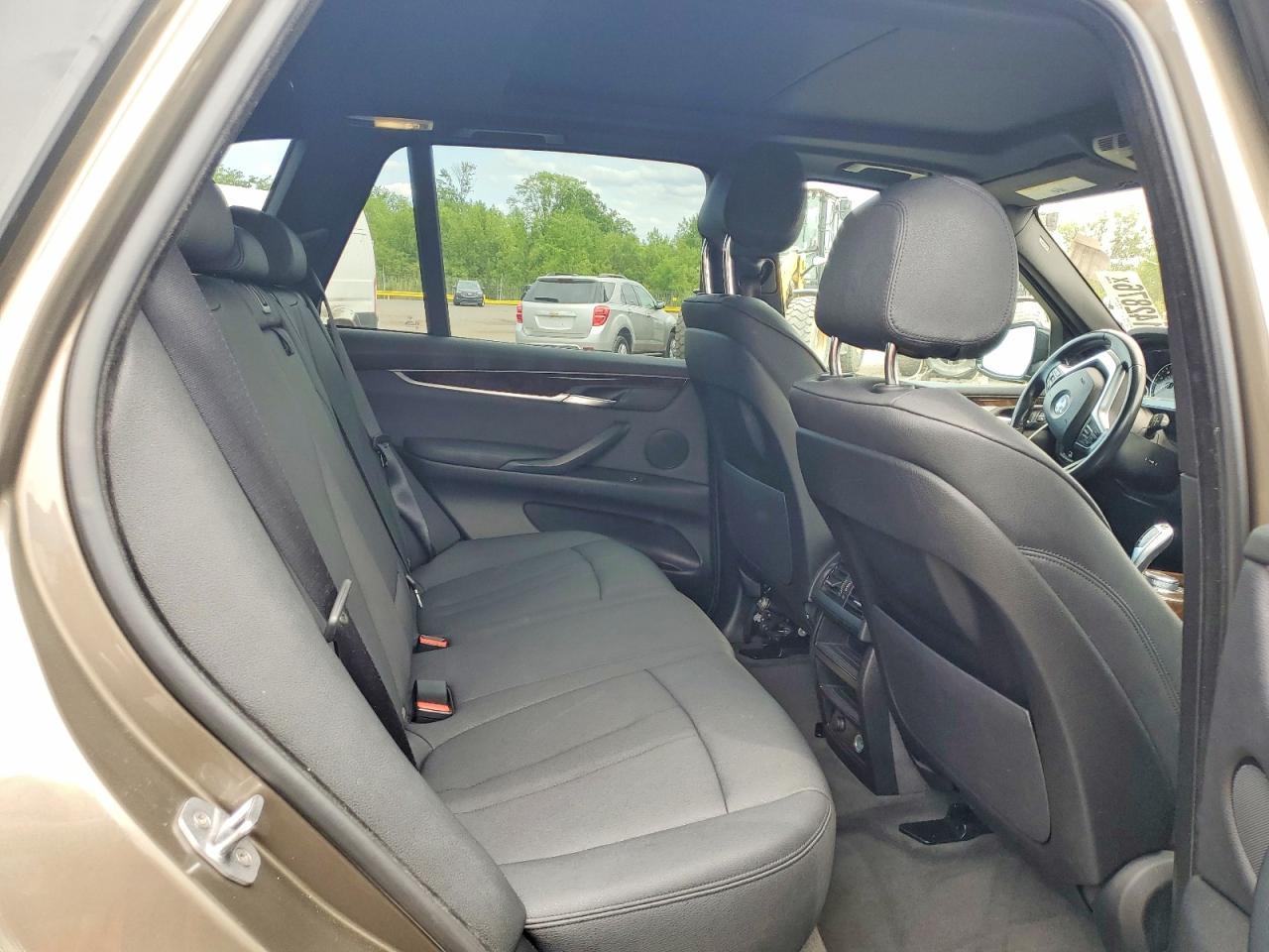 2017 BMW X5 xDrive35I - zdjęcie 11