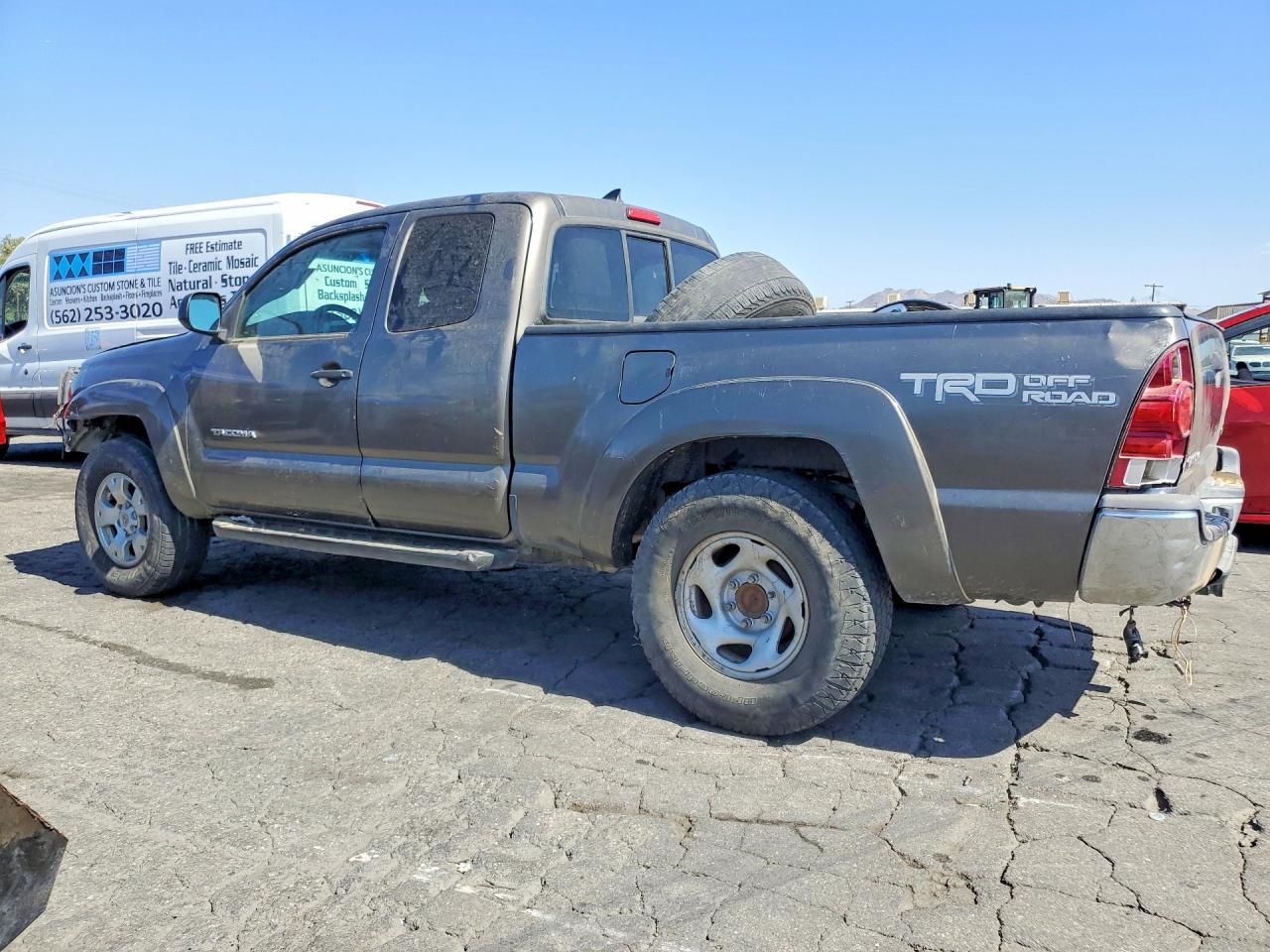 2014 Toyota Tacoma V6 - zdjęcie 2