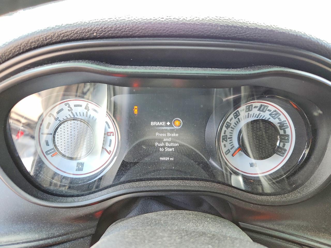 2019 Dodge Challenger R - zdjęcie 9