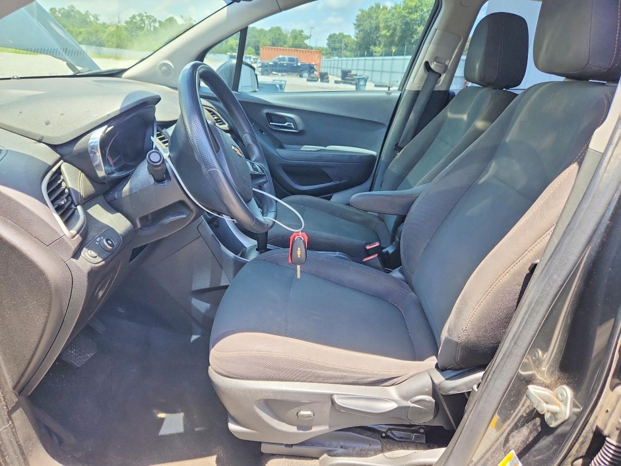 2019 Chevrolet Trax Ls - zdjęcie 7