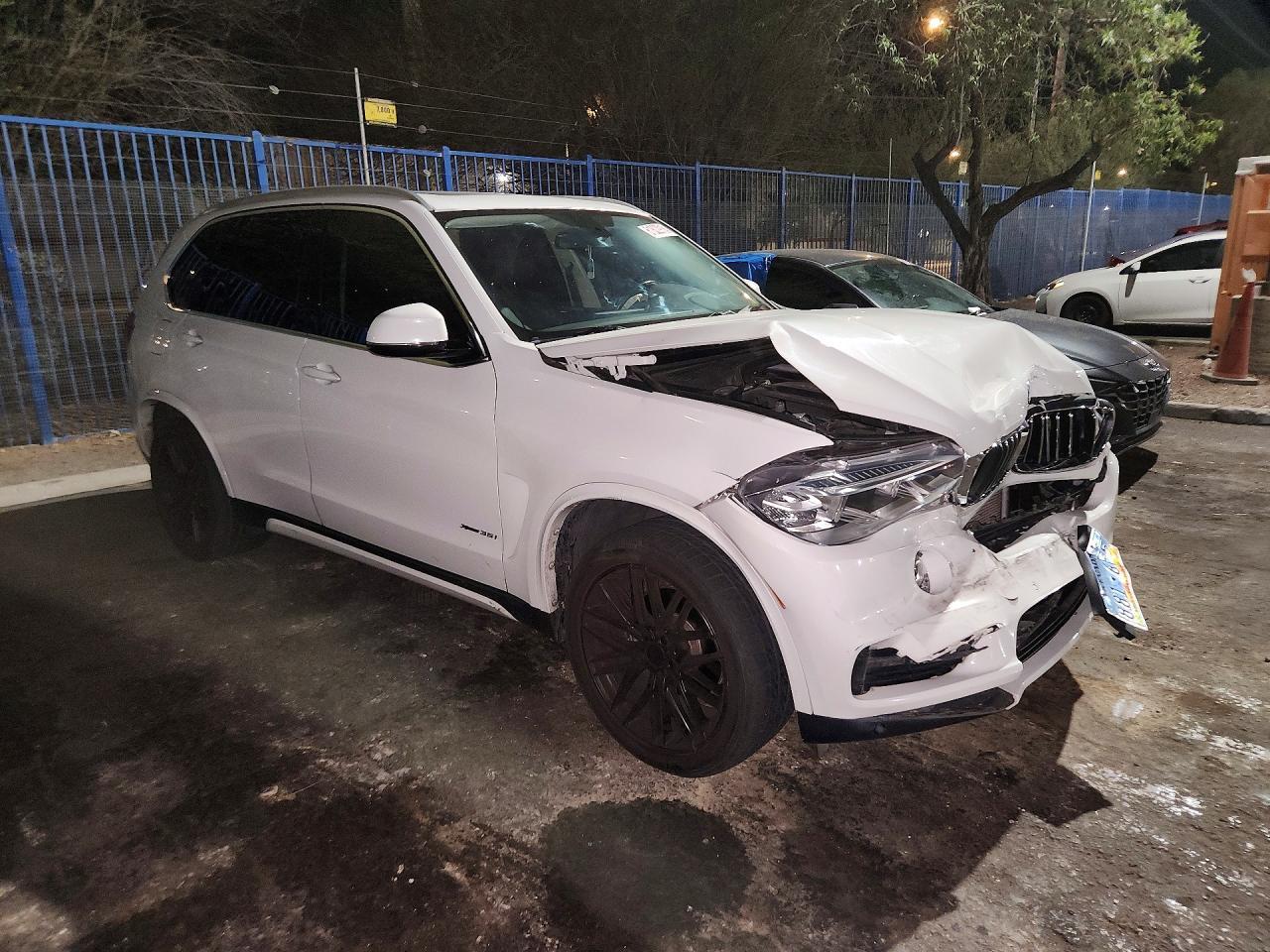 2015 BMW X5 xDrive35D - zdjęcie 4