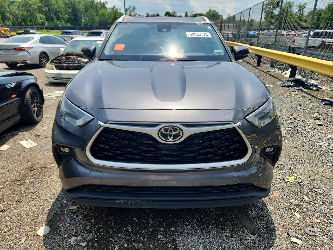 2022 Toyota Highlander Xle - zdjęcie 5