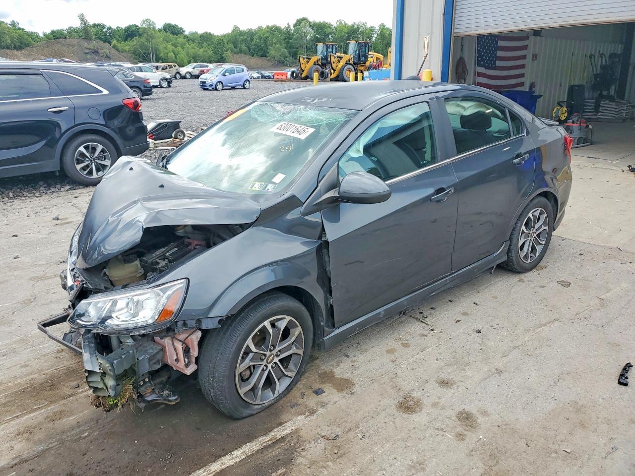 2017 Chevrolet Sonic Lt - zdjęcie główne