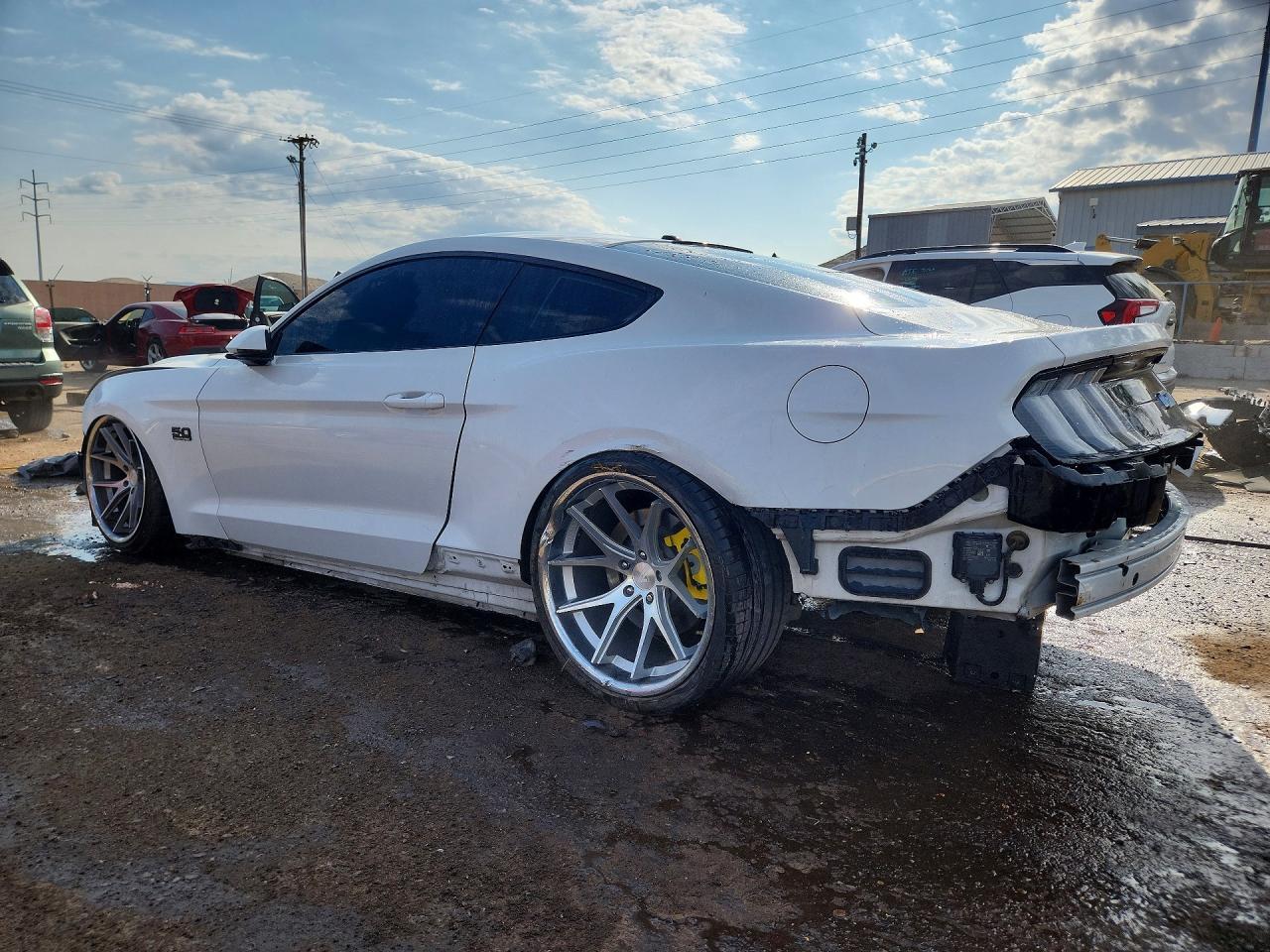 2018 Ford Mustang Gt - zdjęcie 2