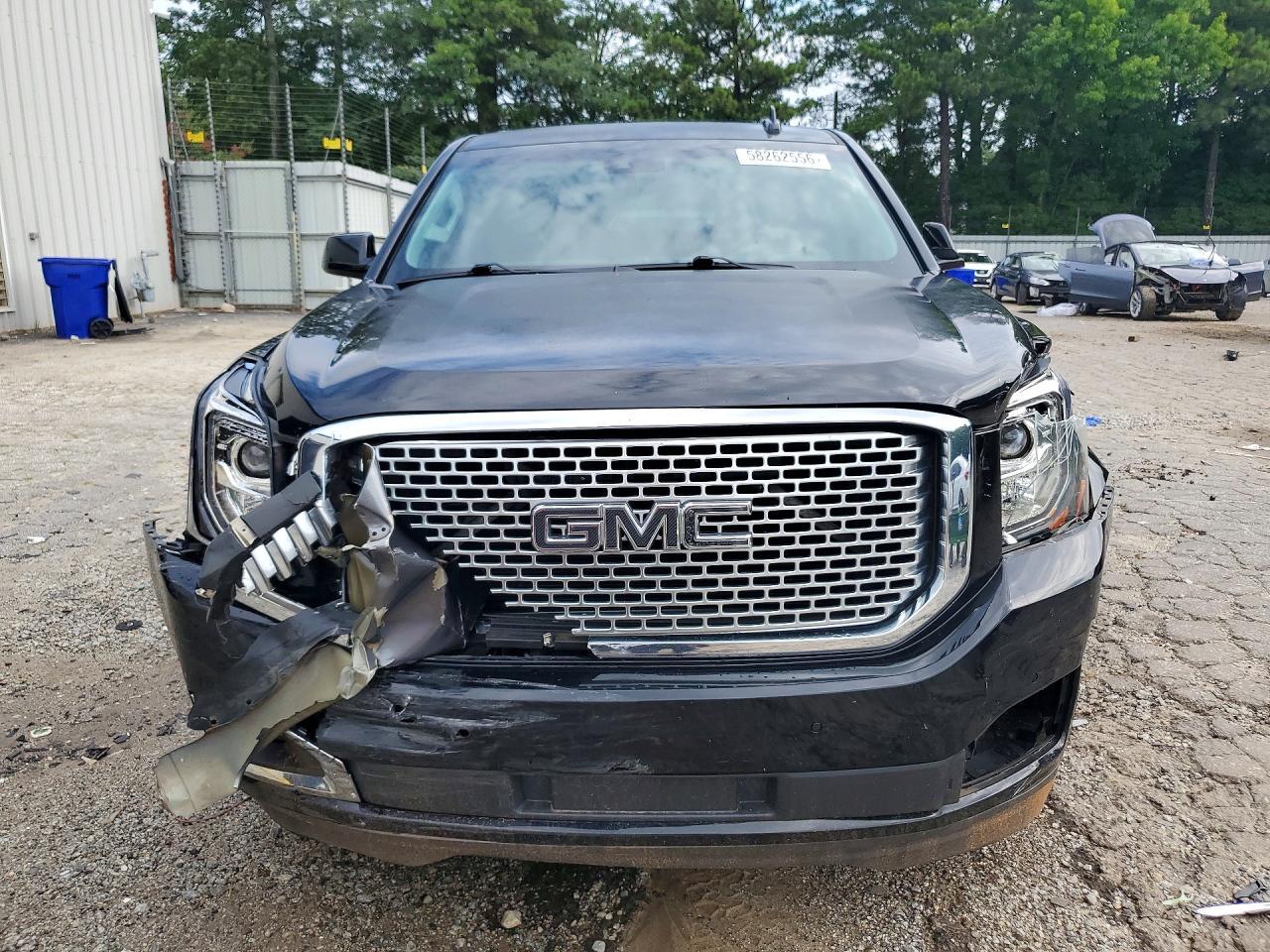 2015 GMC Yukon Denali - zdjęcie 5