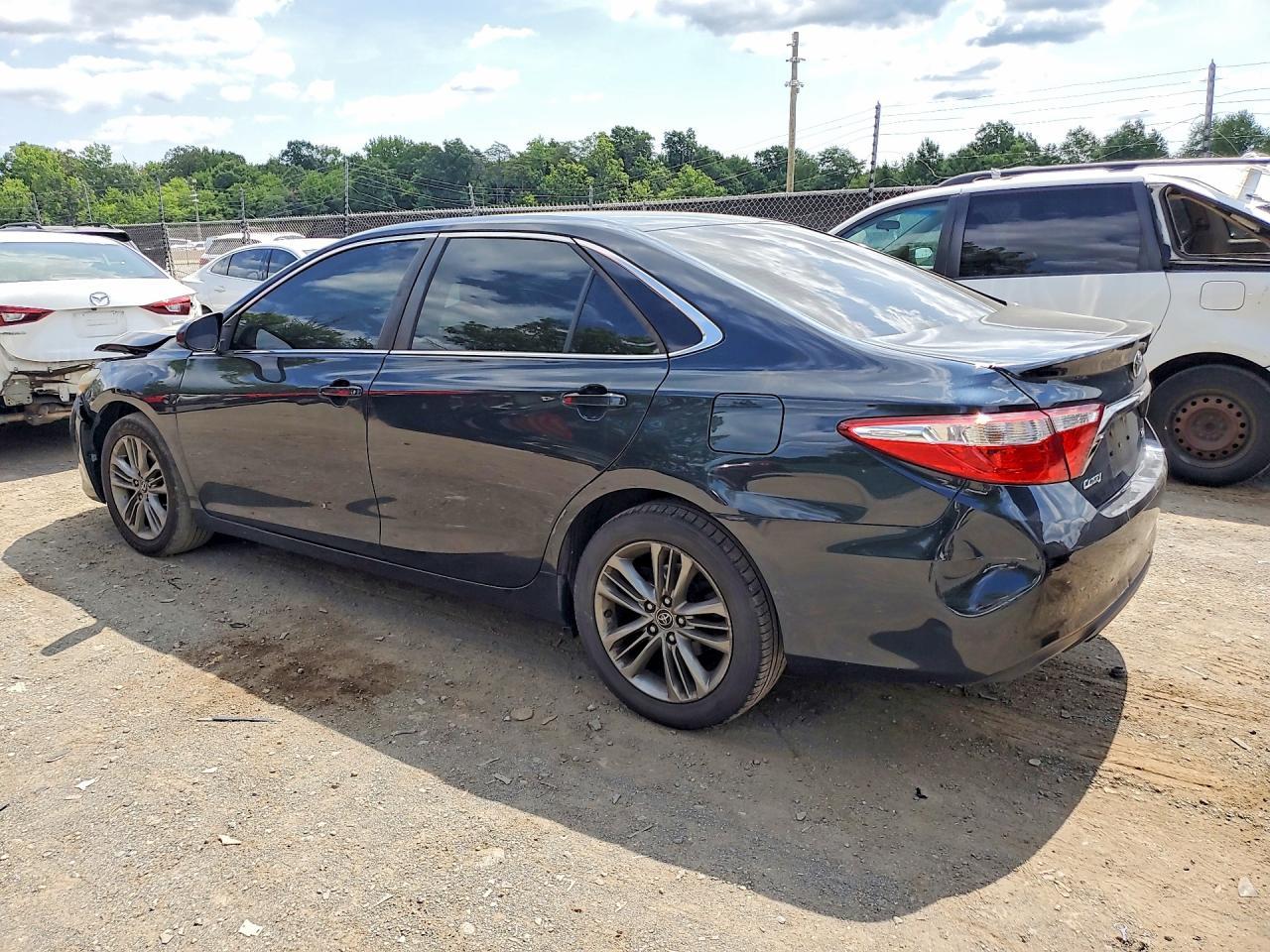 2015 Toyota Camry Se - zdjęcie 2