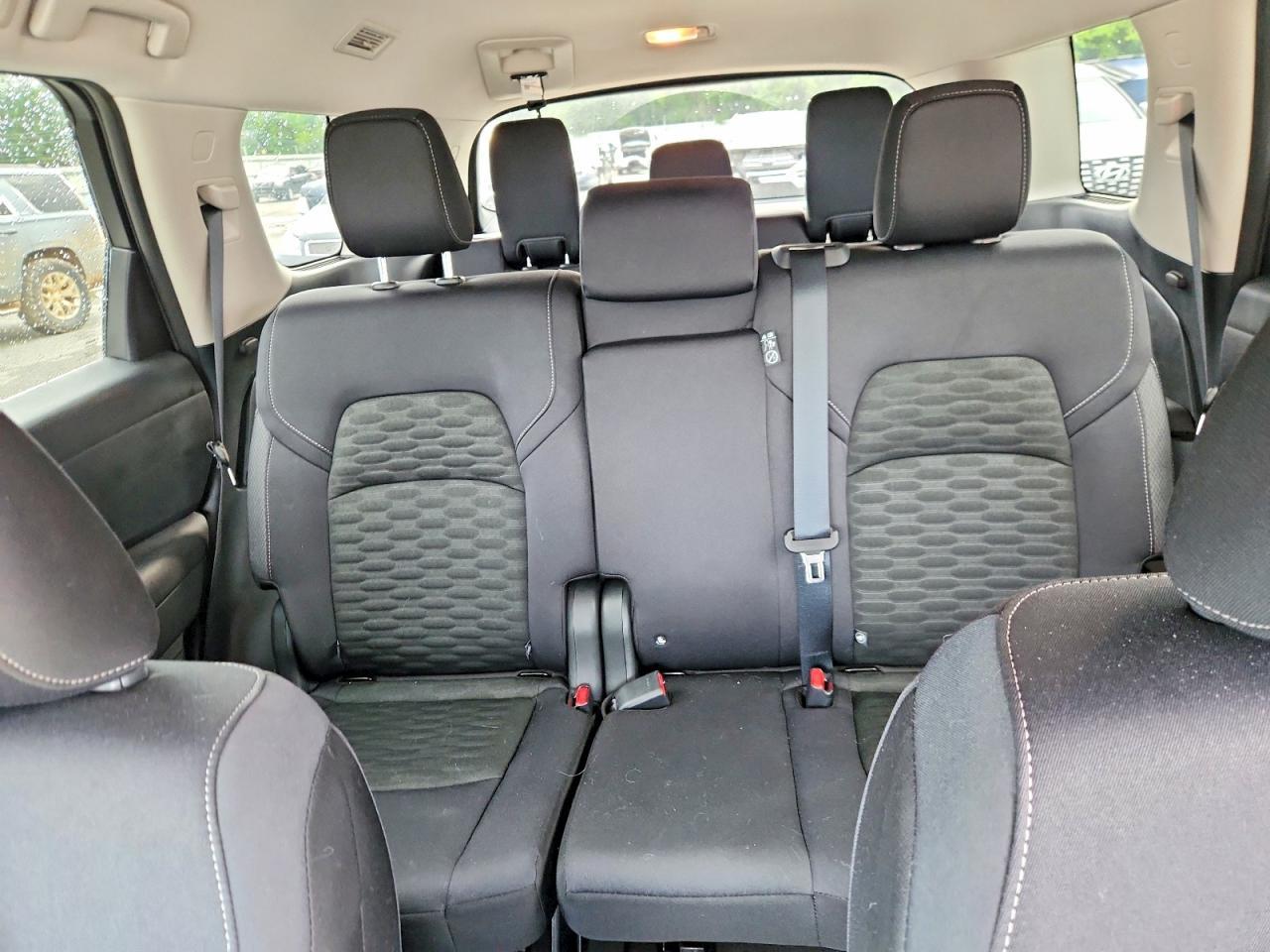 2025 Nissan Pathfinder S - zdjęcie 10