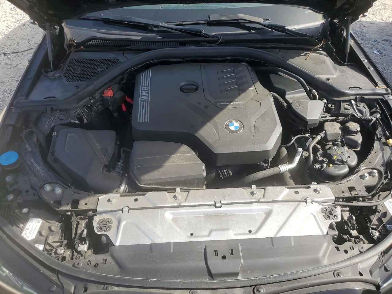 2023 BMW 330I - zdjęcie 11