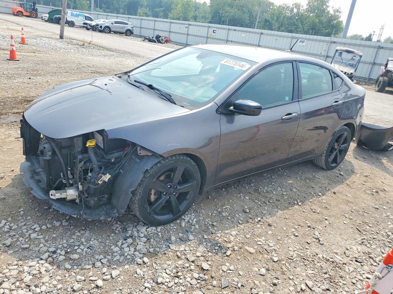 2016 Dodge Dart Sxt - zdjęcie główne