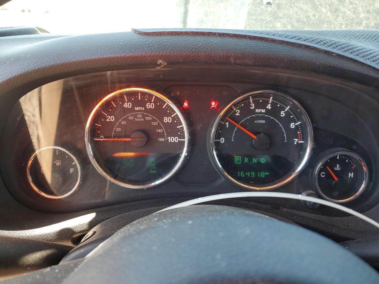 2015 Jeep Wrangler Unlimited Sahara - zdjęcie 9
