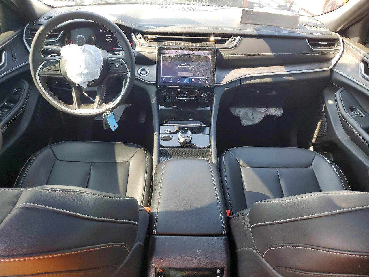 2025 Jeep Grand Cherokee L Limited - zdjęcie 8