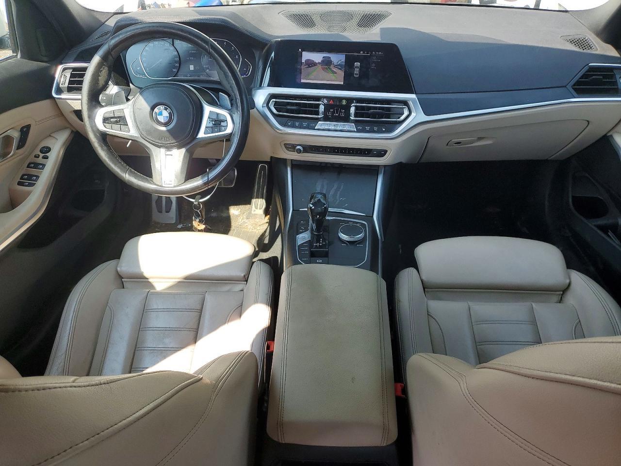 2021 BMW 330Xi - zdjęcie 8