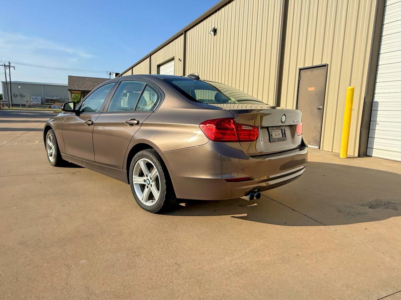 2013 BMW 328 I - zdjęcie 3