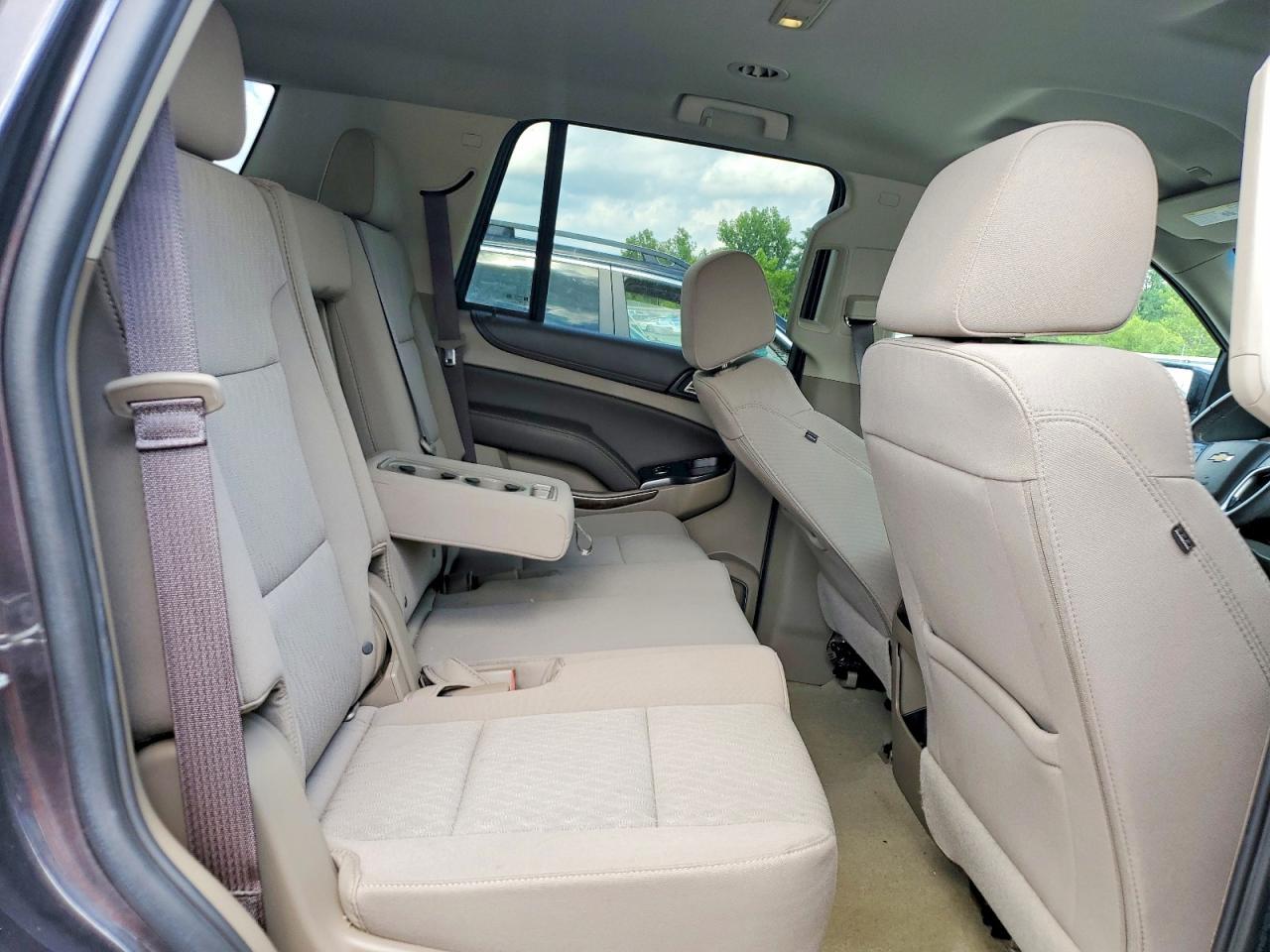 2017 Chevrolet Tahoe K1500 Ls - zdjęcie 11