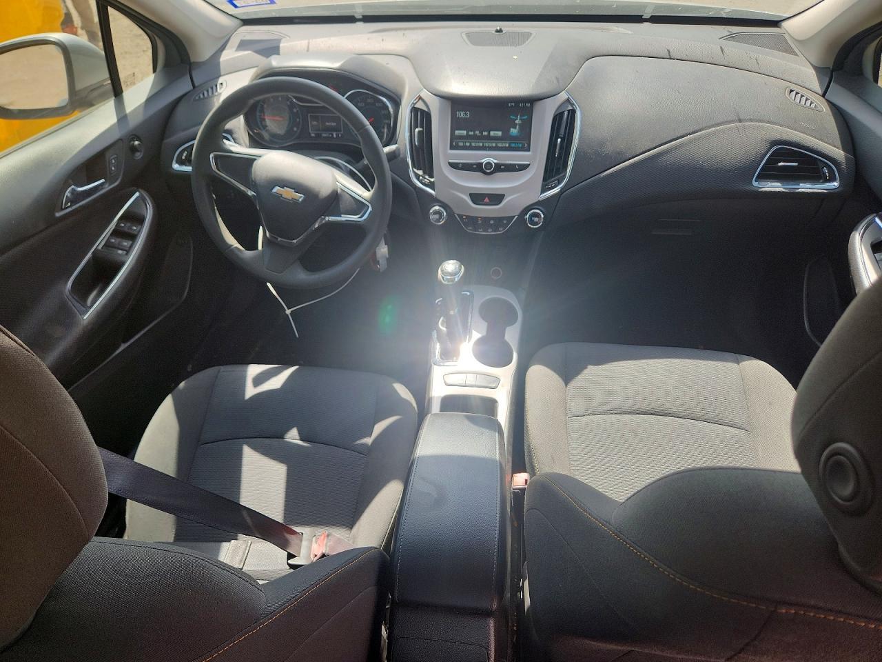 2018 Chevrolet Cruze Ls - zdjęcie 8