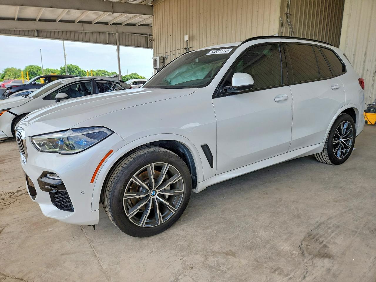 2019 BMW X5 xDrive40I - zdjęcie główne