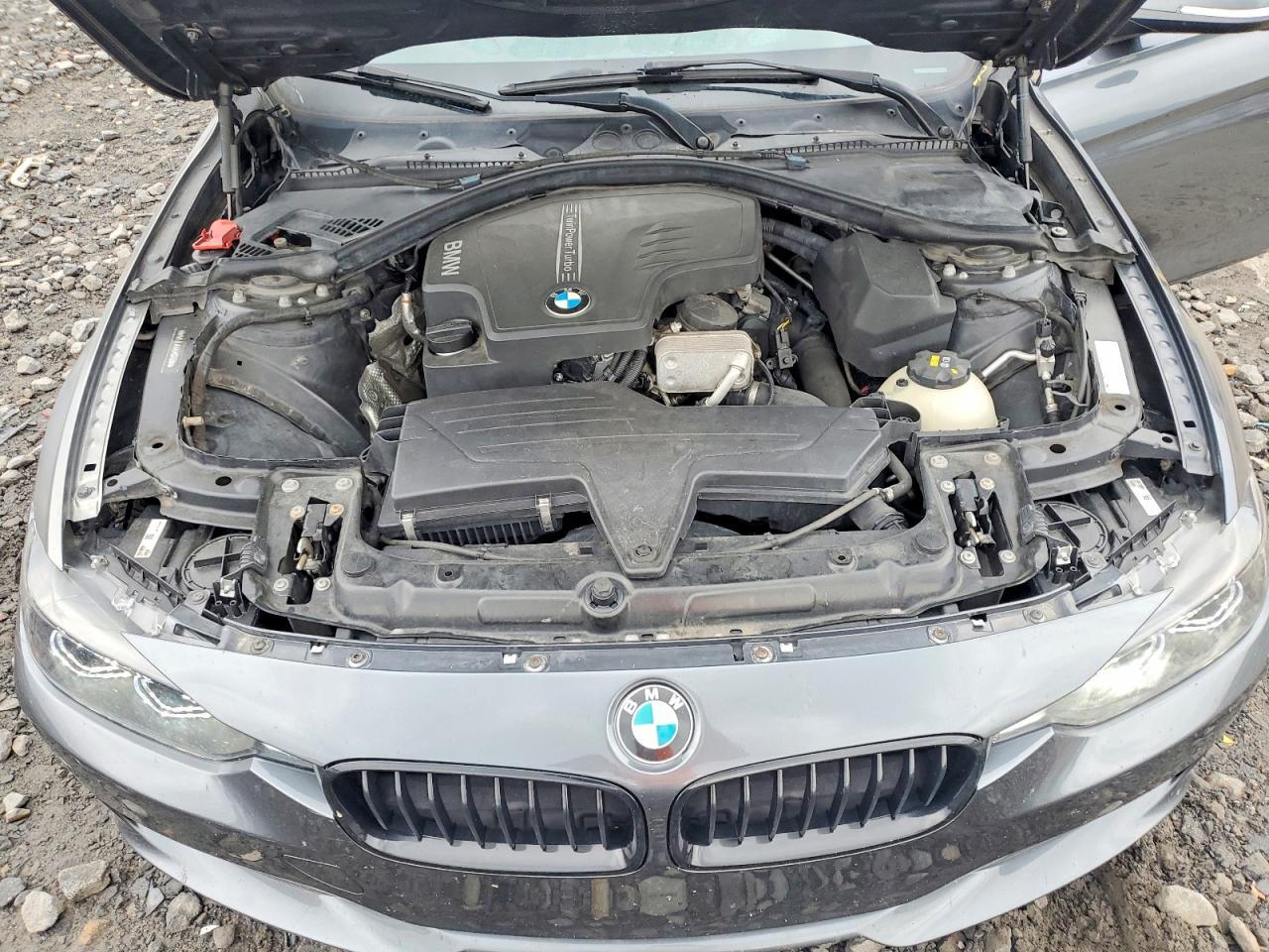 2015 BMW 320 I xDrive - zdjęcie 11