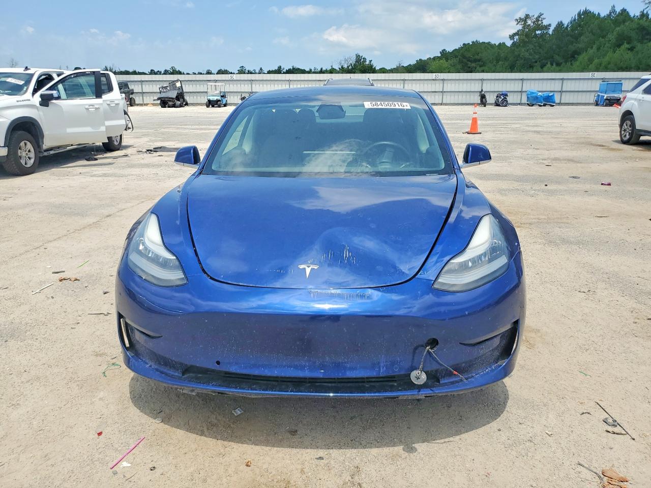 2020 Tesla Model 3 - zdjęcie 5