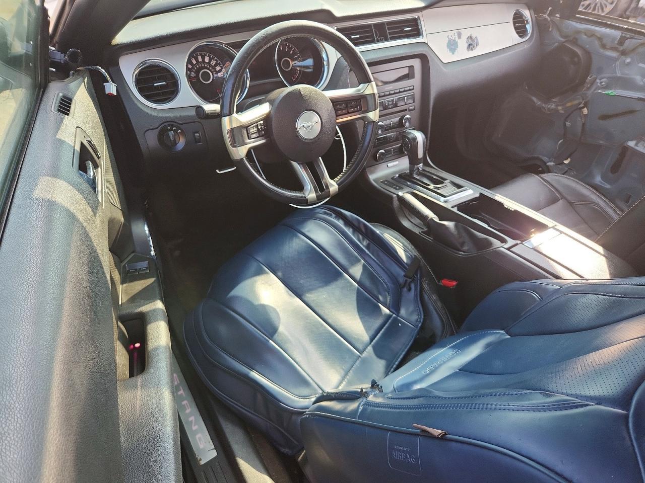 2014 Ford Mustang - zdjęcie 8