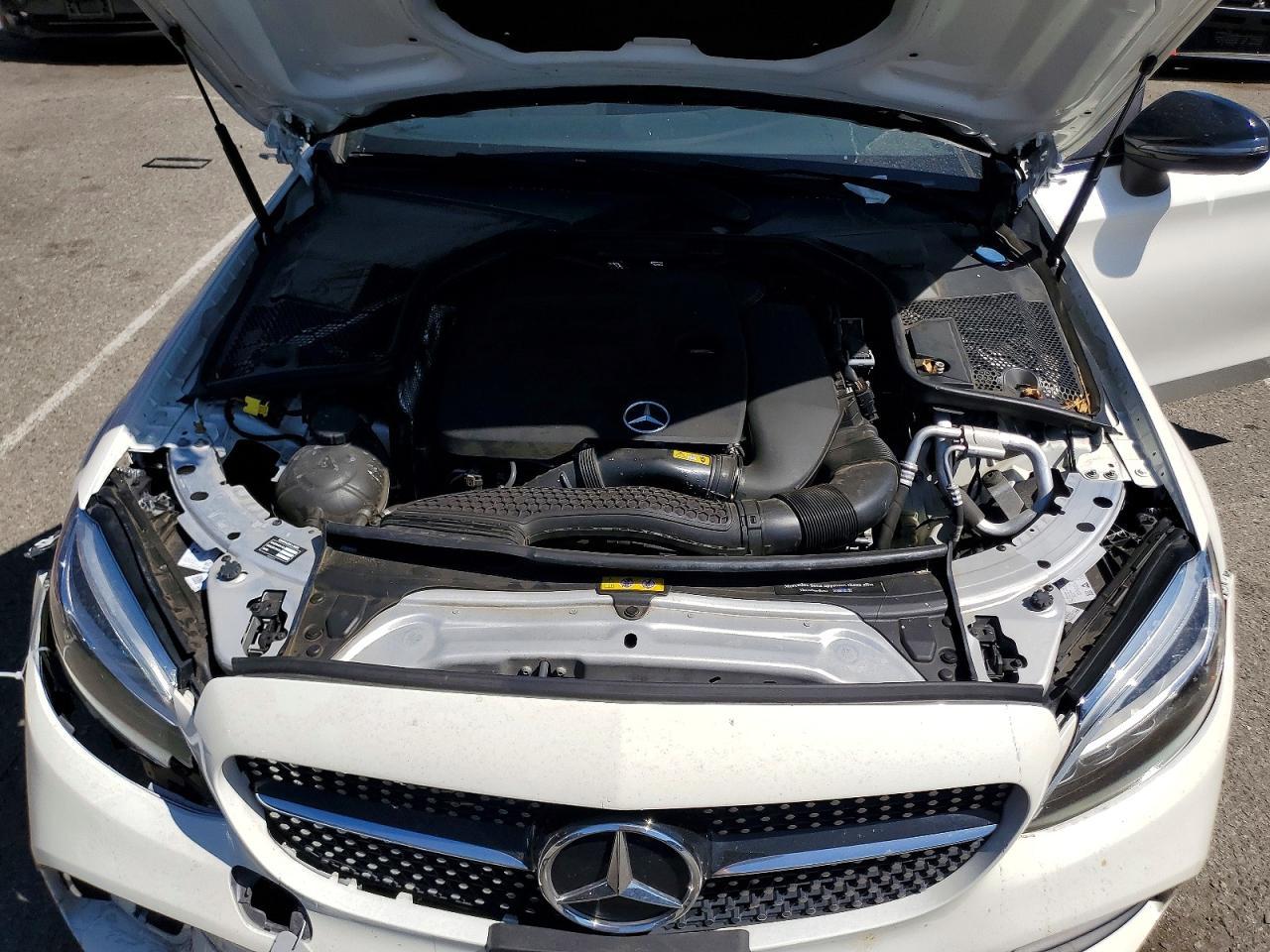 2019 Mercedes-Benz C 300 - zdjęcie 11