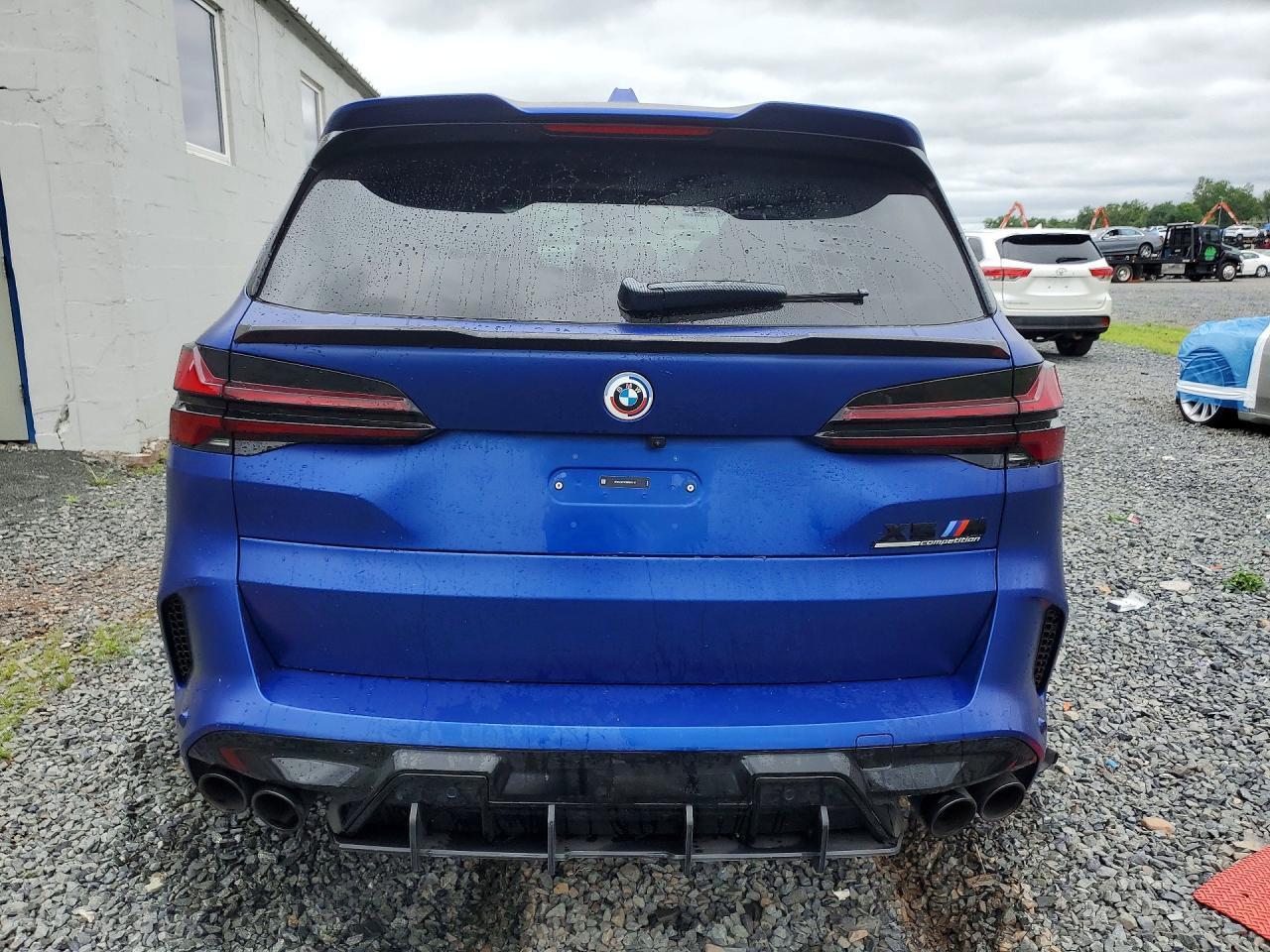 2025 BMW X5 M Competition - zdjęcie 6